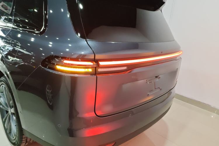 Used Leapmotor C16 2026 Extended-Range 280 LiDAR Zhizun Edition 5 Seats