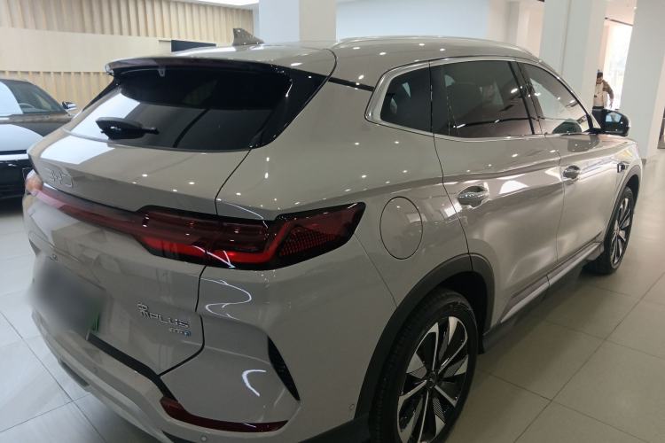 Used BYD Song PLUS New Energy 2025 EV Intelligent Driving Version 520km Premium Model
