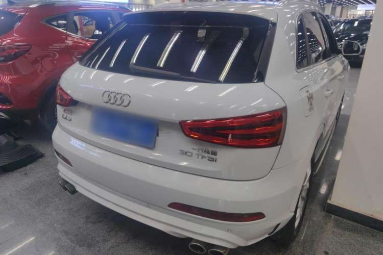 Used Audi Q3 2016 30 TFSI Collector's Edition Comfort Model
