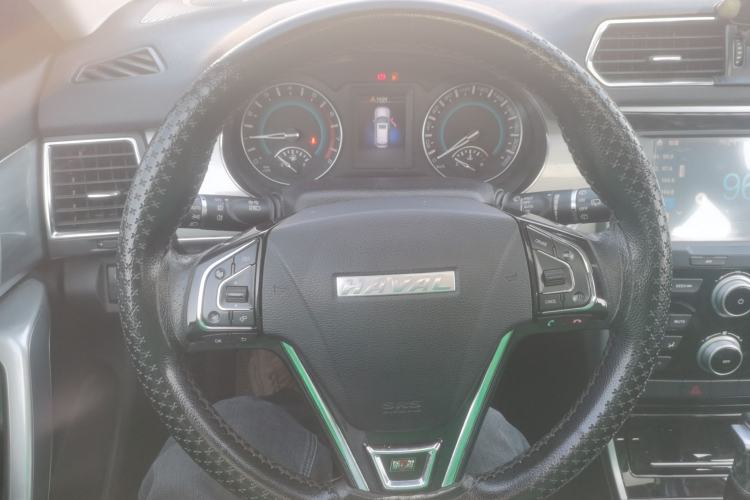 Used Haval H2 2016 Red Label 1.5T Automatic Two-Wheel Drive Elite Model
