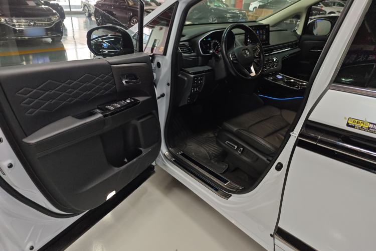 Used Honda Elysion 2024 2.0L eHEV Luxury Edition