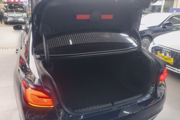 Used BMW 5 Series 2023 530Li Leading Edition Luxury Package