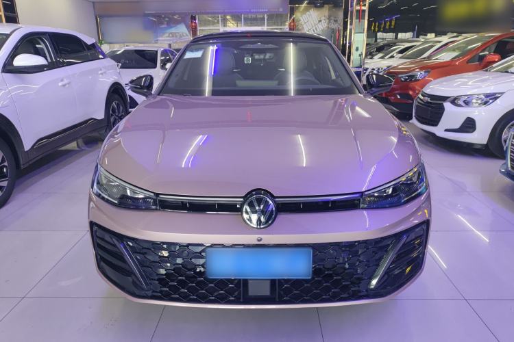 Used Volkswagen Passat 2025 Pro 380TSI Starry Dragon Luxury Edition
