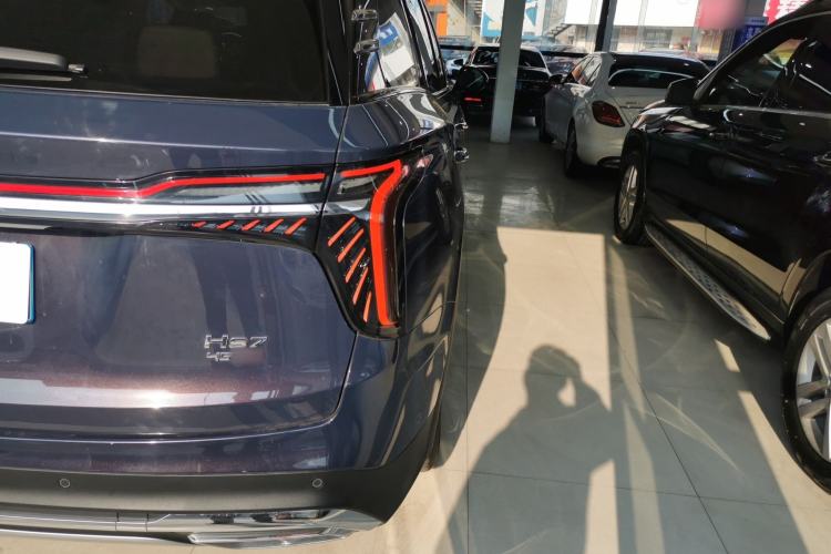 Used Hongqi HS7 2023 2.0T Automatic All-Wheel-Drive Flagship Edition Six Seats
