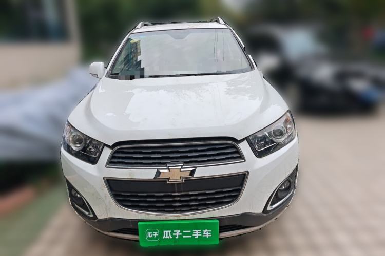 Used Chevrolet Captiva 2015 2.4L 4x4 Flagship Edition 7-Seater
