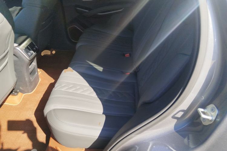 Used BYD Song L DM-i 2025 Intelligent Driving Version 160 km Beyond-Range Type
