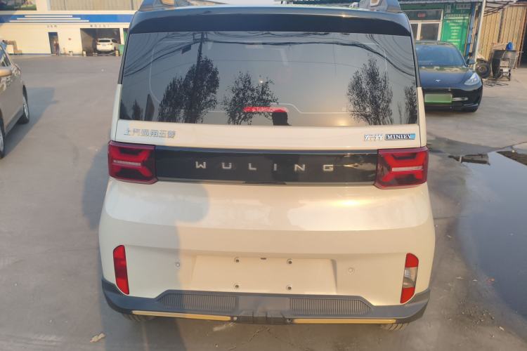 Used Wuling Hongguang MINIEV 2022 GAMEBOY 200km Gaming Edition with Lithium Iron Phosphate
