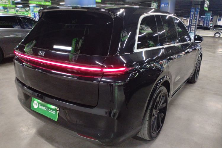 Used Li Auto L8 2023 Pro Model
