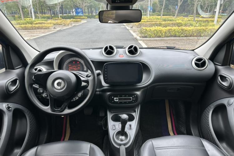 Used  forfour 2018 1.0L 52 kW Dynamic Edition