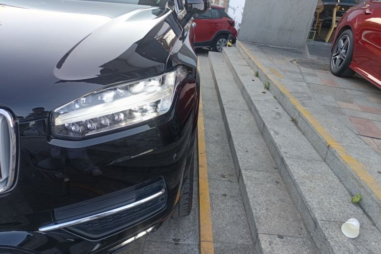 Used Volvo XC90 2019 T5 Zhiyi Edition 5-Seater China VI Standard
