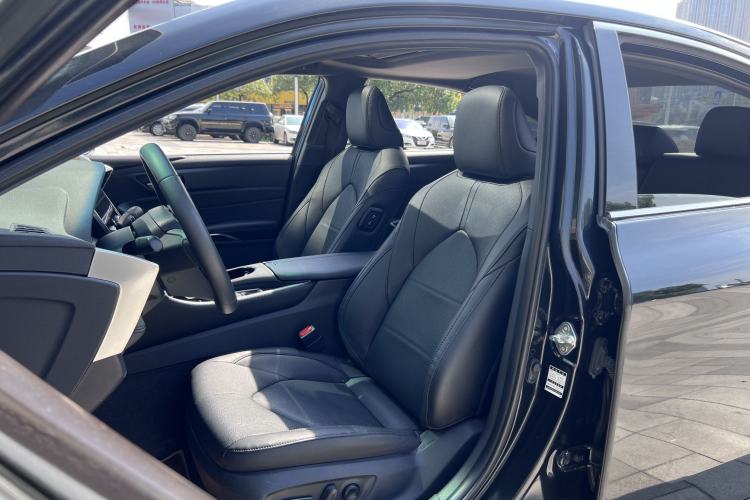 Used Toyota Avalon 2022 2.0L Luxury Edition
