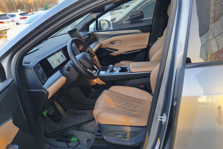 Used BYD Song L DM-i 2024 160km Beyond Edition
