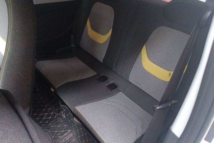 Used Chery QQ Ice Cream 2022 170km Sundae Phosphate Lithium-Ion
