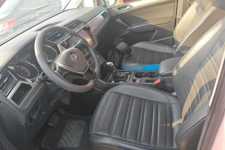 Used Volkswagen Touran 2016 Volkswagen Touran L 280TSI DSG Comfort Edition