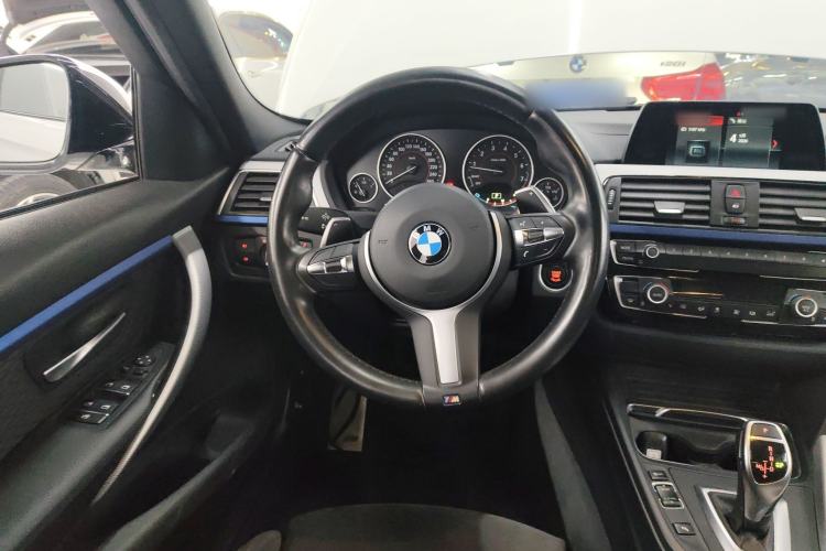 Used BMW 3 Series 2018 320i M Sport Package
