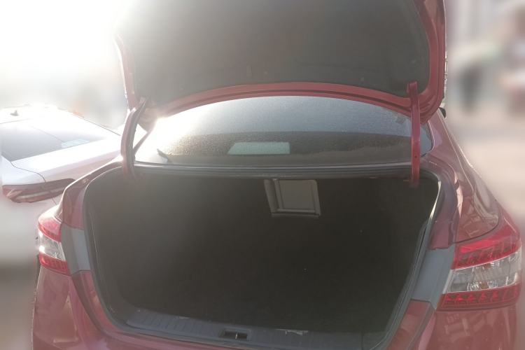 Used Nissan Sylphy 2012 1.8XV CVT Deluxe Edition
