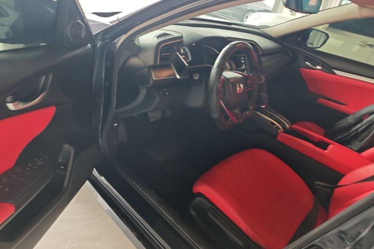 Used Honda Civic 2016 220TURBO CVT Luxury Edition