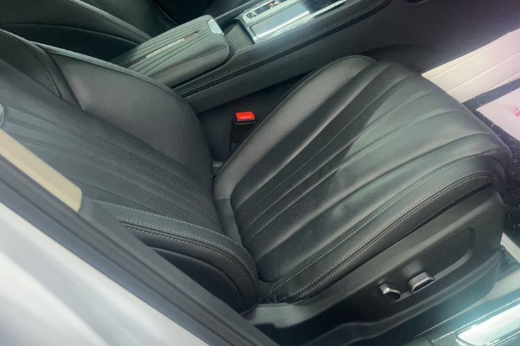 Used Hongqi H5 2023 2.0T Automatic Smart Connect Flagship Edition
