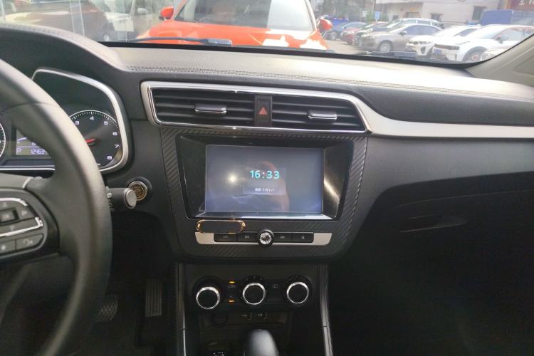 Used MG ZS 2017 1.5L Automatic Luxury Edition
