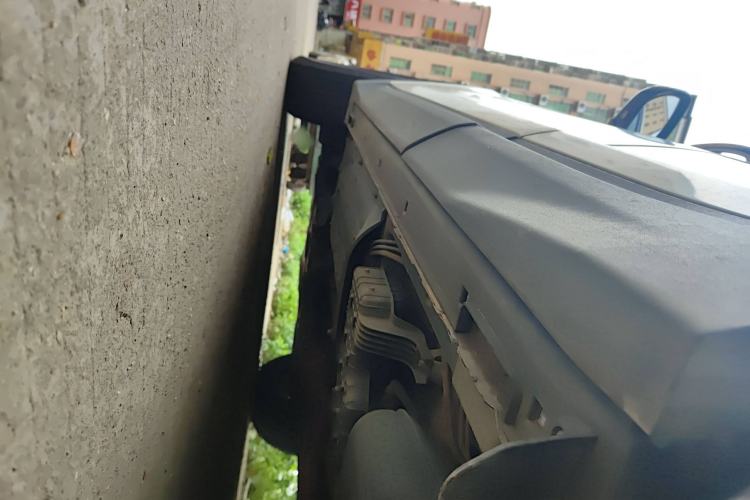 Used Hyundai Santa Fe 2015 2.0T Automatic Two-Wheel Drive Smart Version 5 Seats
