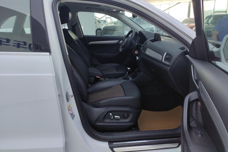 Used Audi Q3 2016 35 TFSI Fashion Model
