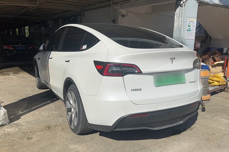 Used Tesla Model Y 2021 Standard Range Rear-Wheel Drive Version
