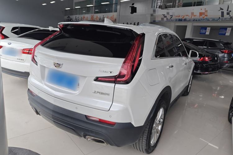 Used Cadillac XT4 2018 28T Two-Wheel Drive Tech Version
