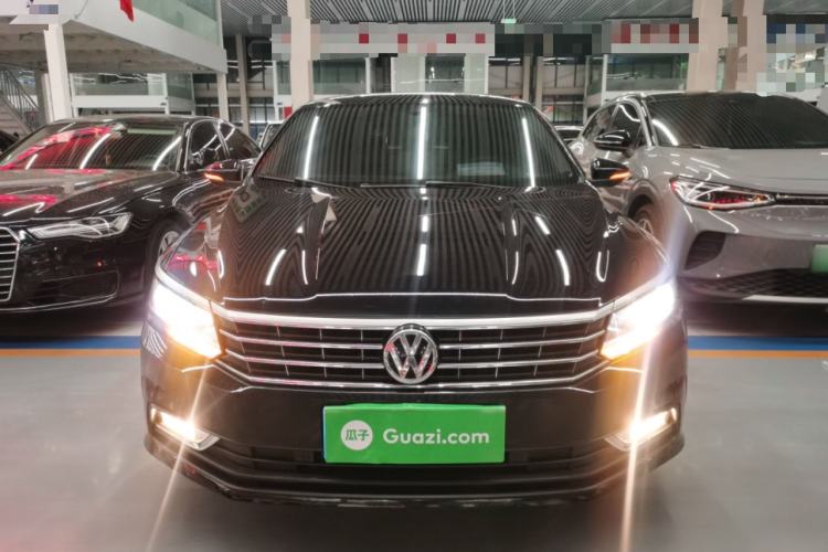 Used Volkswagen Passat 2017 330TSI DSG Luxury Edition
