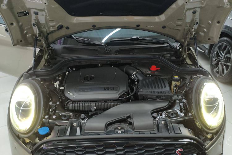 Used  MINI 2019 2.0T COOPER S Artist
