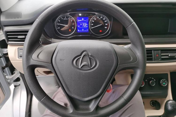 Used Kuayue Kuayue Xing V3 2023 1.3L Gasoline Standard Model 5-Seater Passenger Vehicle
