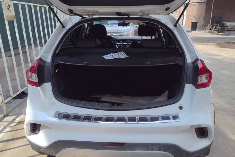 Used Geely Auto Vision X3 2017 1.5L Manual Elite Model
