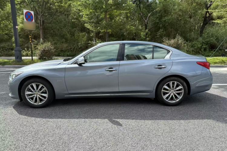 Used Infiniti Q50L 2015 2.0T Enjoyment Edition
