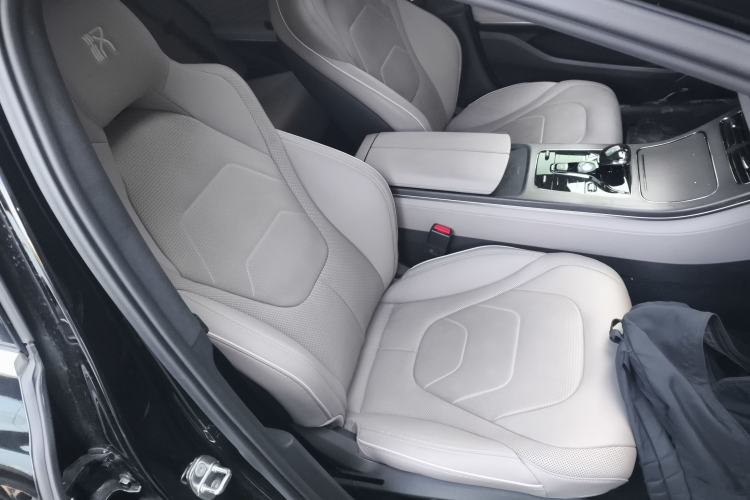 Used BYD Han 2024 EV Glory Edition 610 km All-Wheel Drive "Tian Shen Zhi Jia" Intelligent Driving Model
