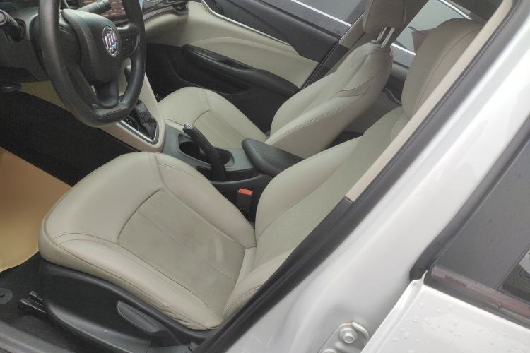 Used Buick GT 2017 15N Automatic Elite Version
