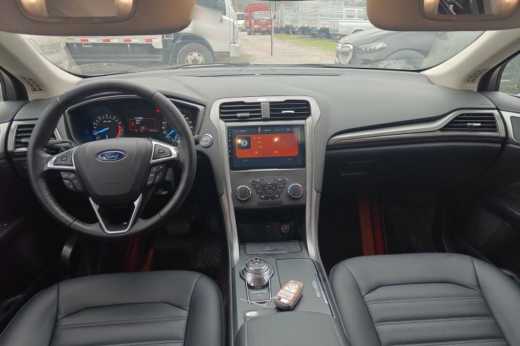 Used Ford Mondeo 2018 EcoBoost 180 Smart Control Fashion Model China VI Standard