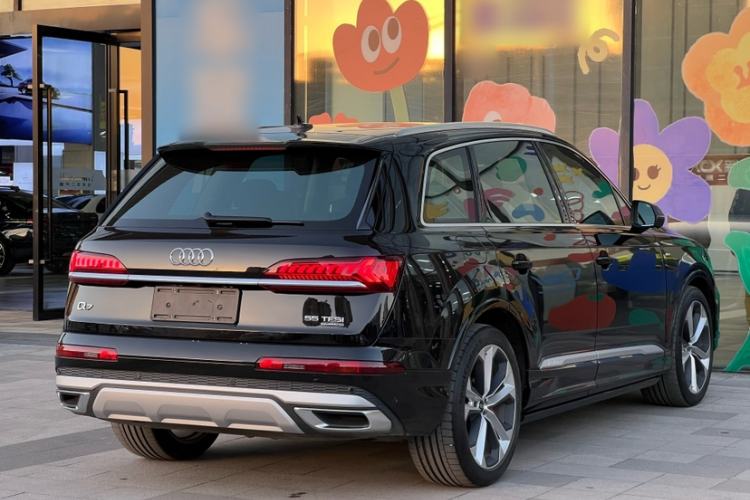 Used Audi Q7 2023 55 TFSI quattro S Prestige Edition
