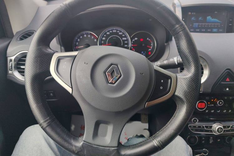 Used Renault Koleos 2013 2.5L 4x4 Urban Edition
