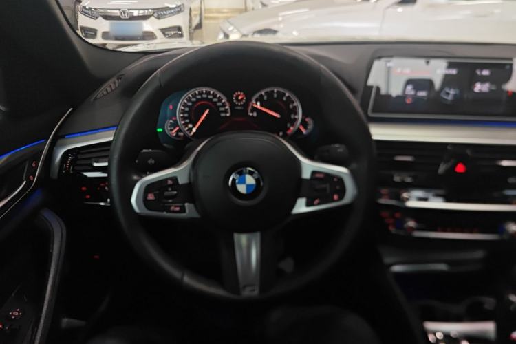 Used BMW 5 Series 2018 525i M Sport Package
