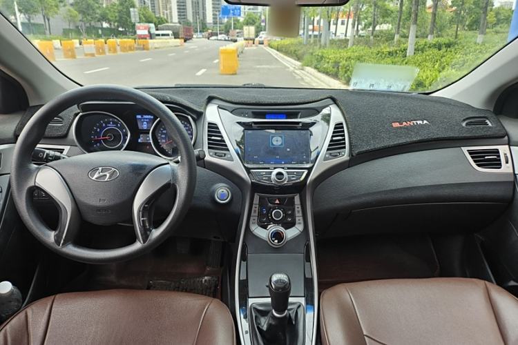 Used Hyundai Elantra 2015 1.6L Manual Leading Model
