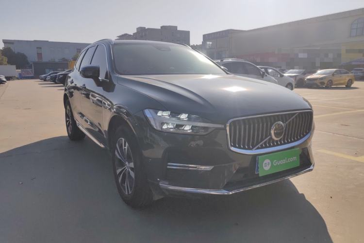 Used Volvo XC60 2022 B5 4x4 Zhiyi Luxury Edition
