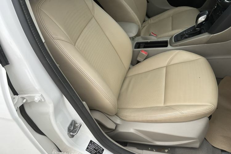 Used Ford Focus 2017 Sedan 1.6L Automatic Comfort Plus SmartDrive Edition
