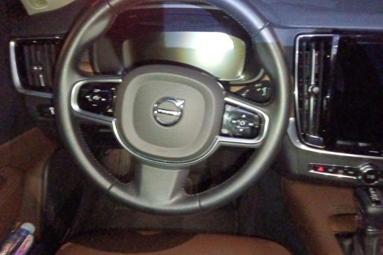Used Volvo S90 2020 T5 Zhiyi Luxury Edition