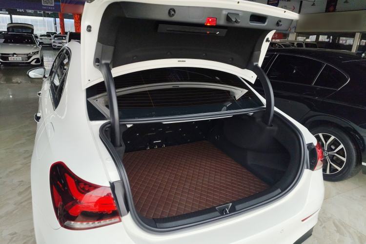 Used Mercedes-Benz A-Class 2021 A 200 L Sport Sedan Fashion Model