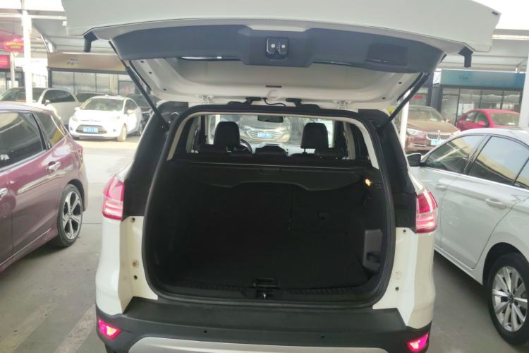 Used Ford Kuga 2013 1.6L GTDi Two-Wheel-Drive Trend Model