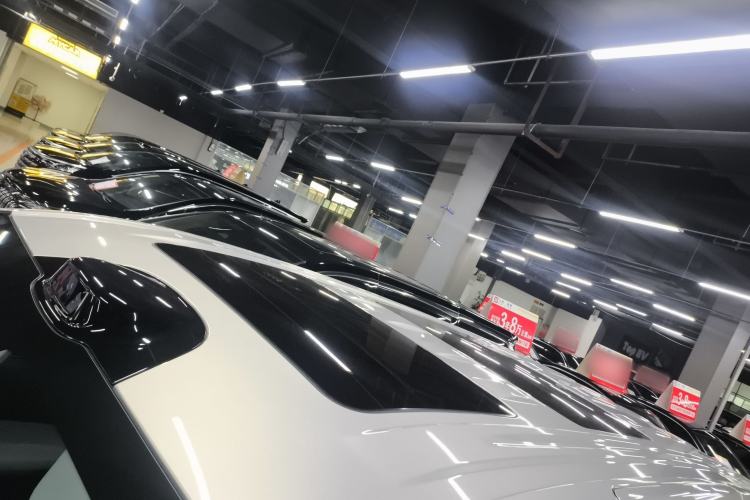 Used VOYAH Dream 2025 PHEV Four-Wheel-Drive Flagship Version – Qiankun Edition