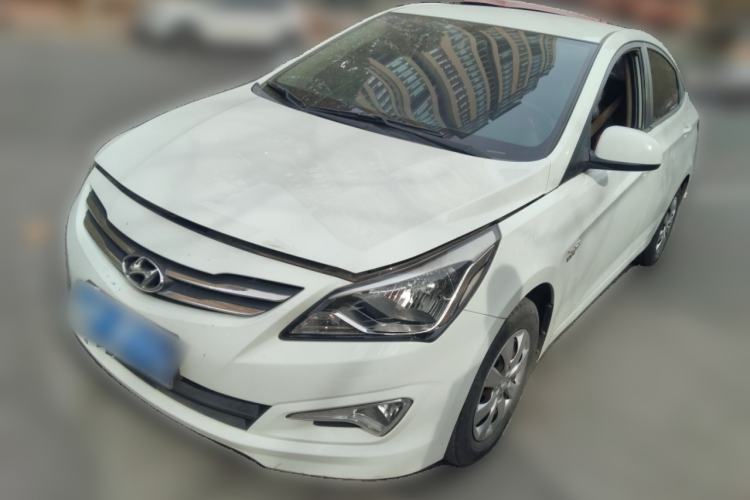 Used Hyundai Verna 2014 1.4L Manual Smart GLS Trim