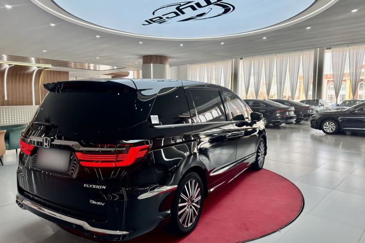 Used Honda Elysion 2024 2.0L eHEV Comfort Edition

