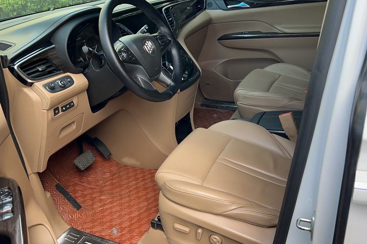 Used Buick GL8 2018 ES 28T Flagship Model China VI Standard
