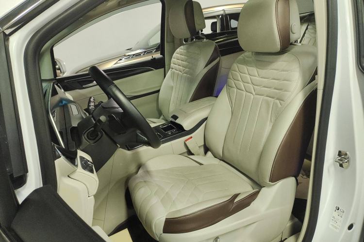 Used Buick GL8 2021 ES Landtrek 653T Comfort Edition
