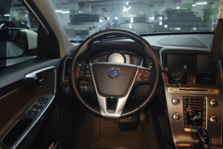 Used Volvo XC60 2016 T5 AWD Zhiyuan Edition
